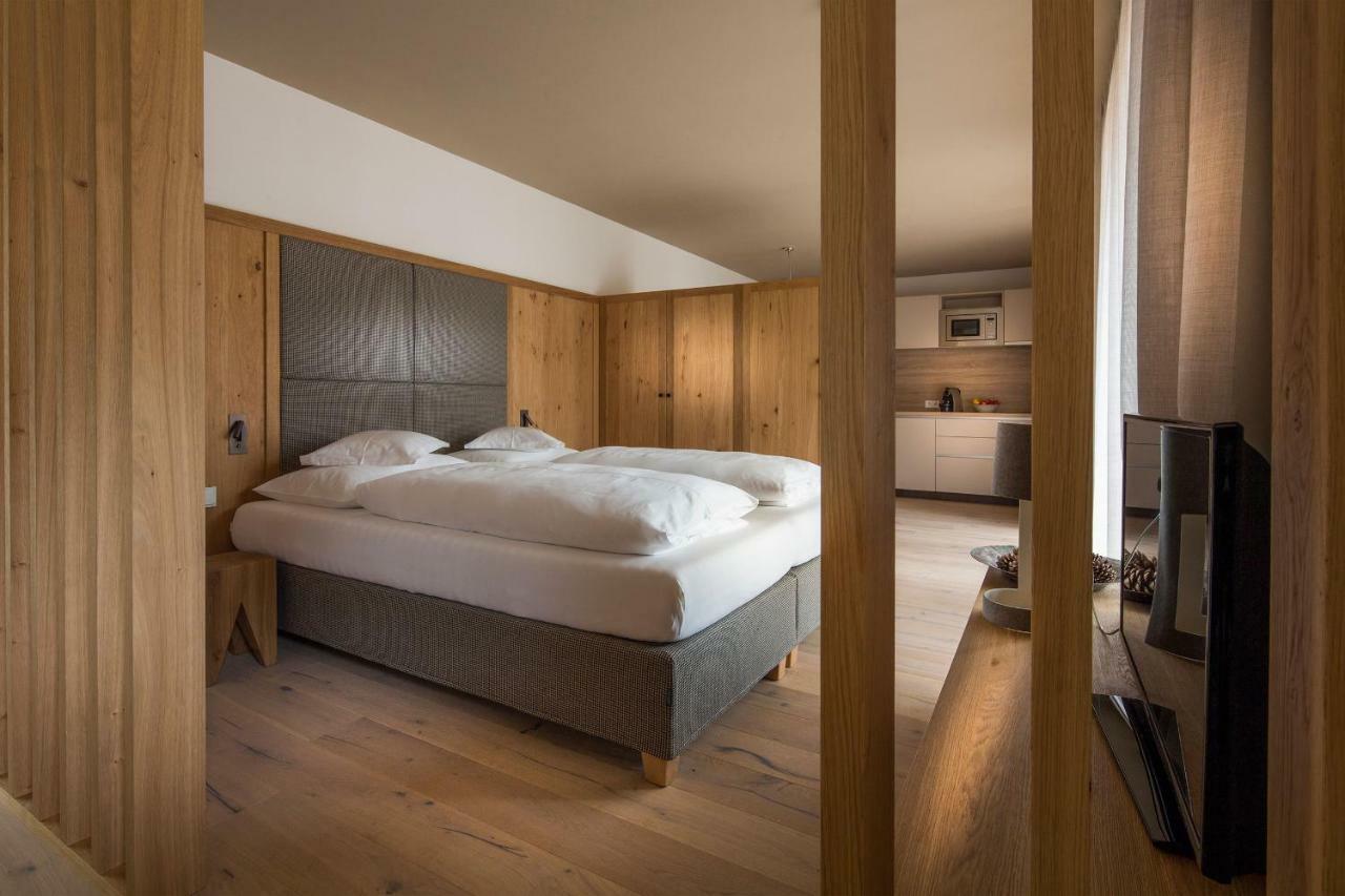 Moelgg Dolomites Residence San Vigilio Di Marebbe Exterior foto